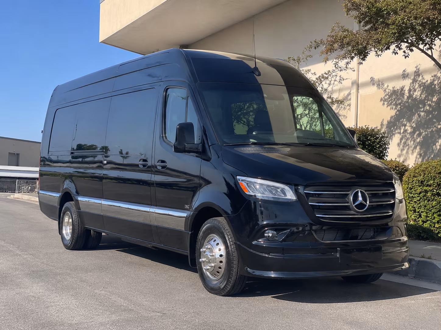 bus rental options for dallas trips