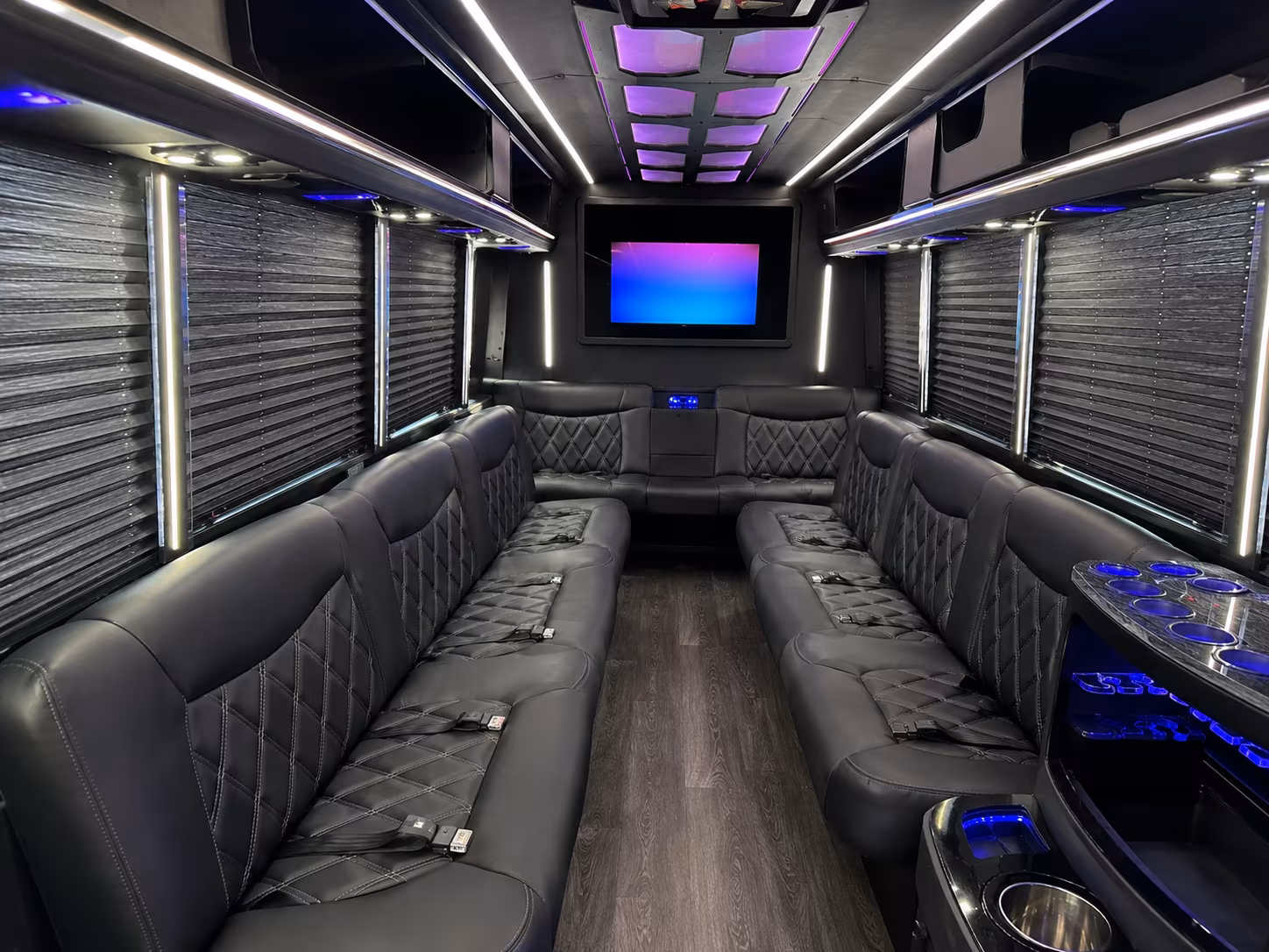 bus rentals for bands performers and touring groups through dallas