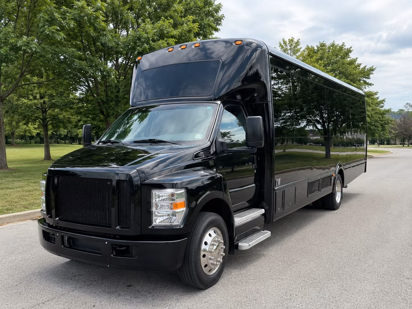 party buses for bachelorette wine tours around dallas and grapevine