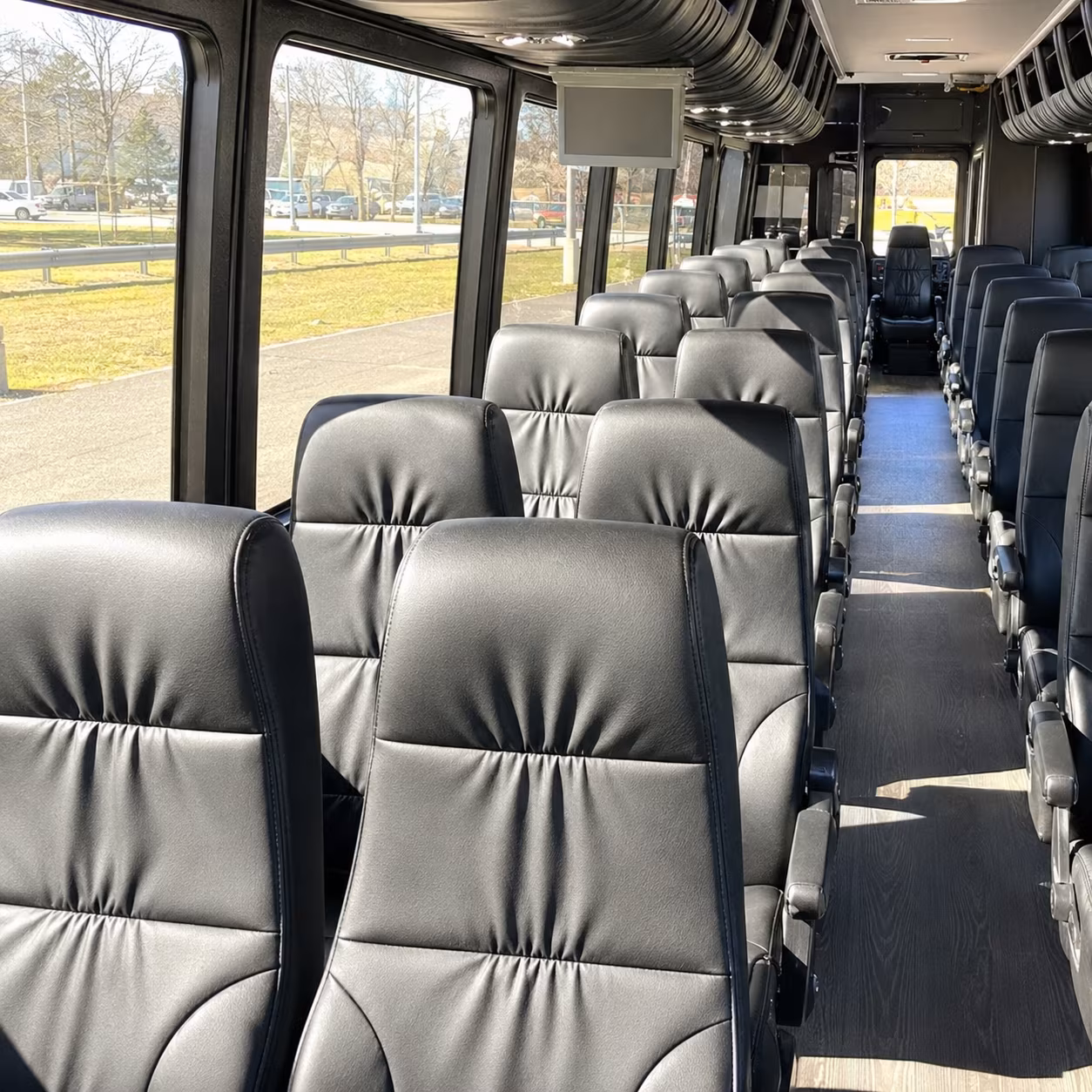 secure transportation for your next convention or trade show 3