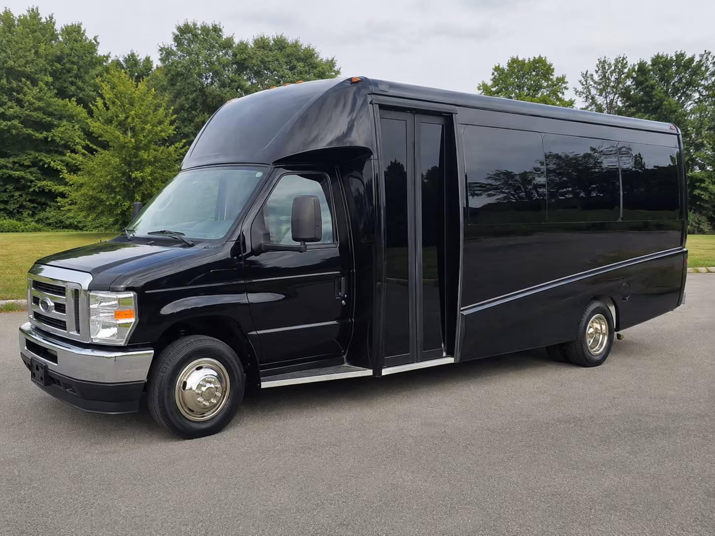 secure transportation for your next sporting event 1