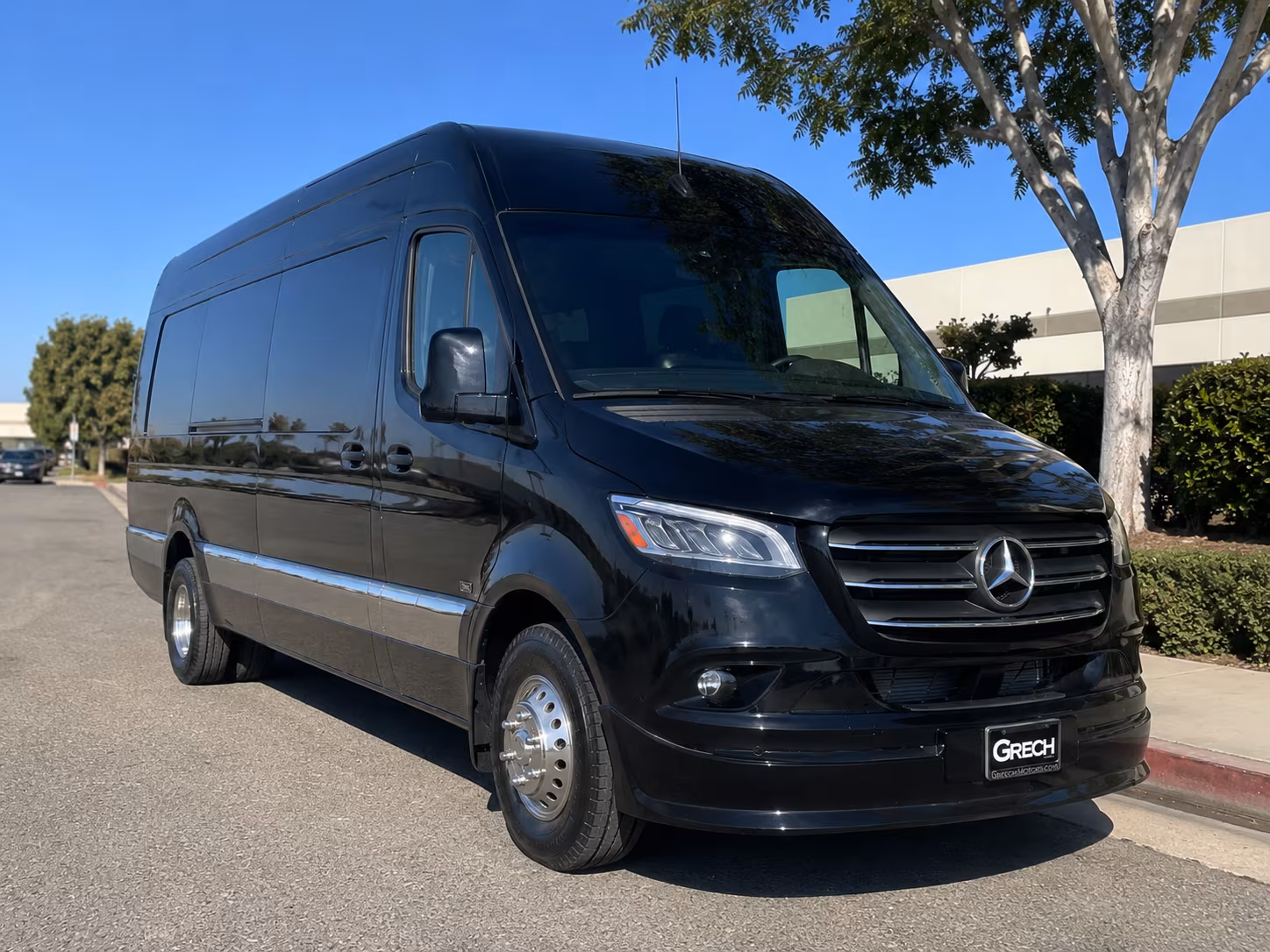 secure transportation for your next wedding 1